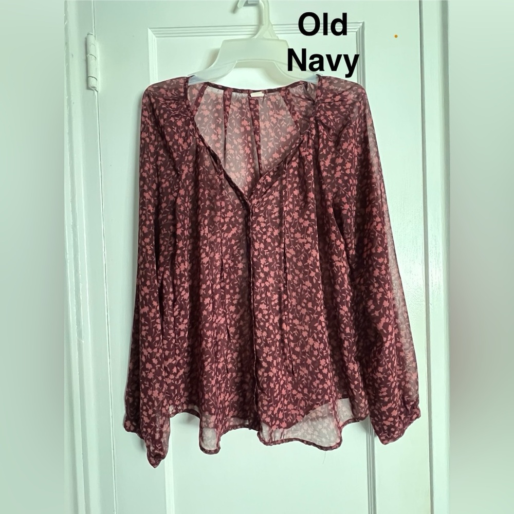 Old Navy Blouse Size M